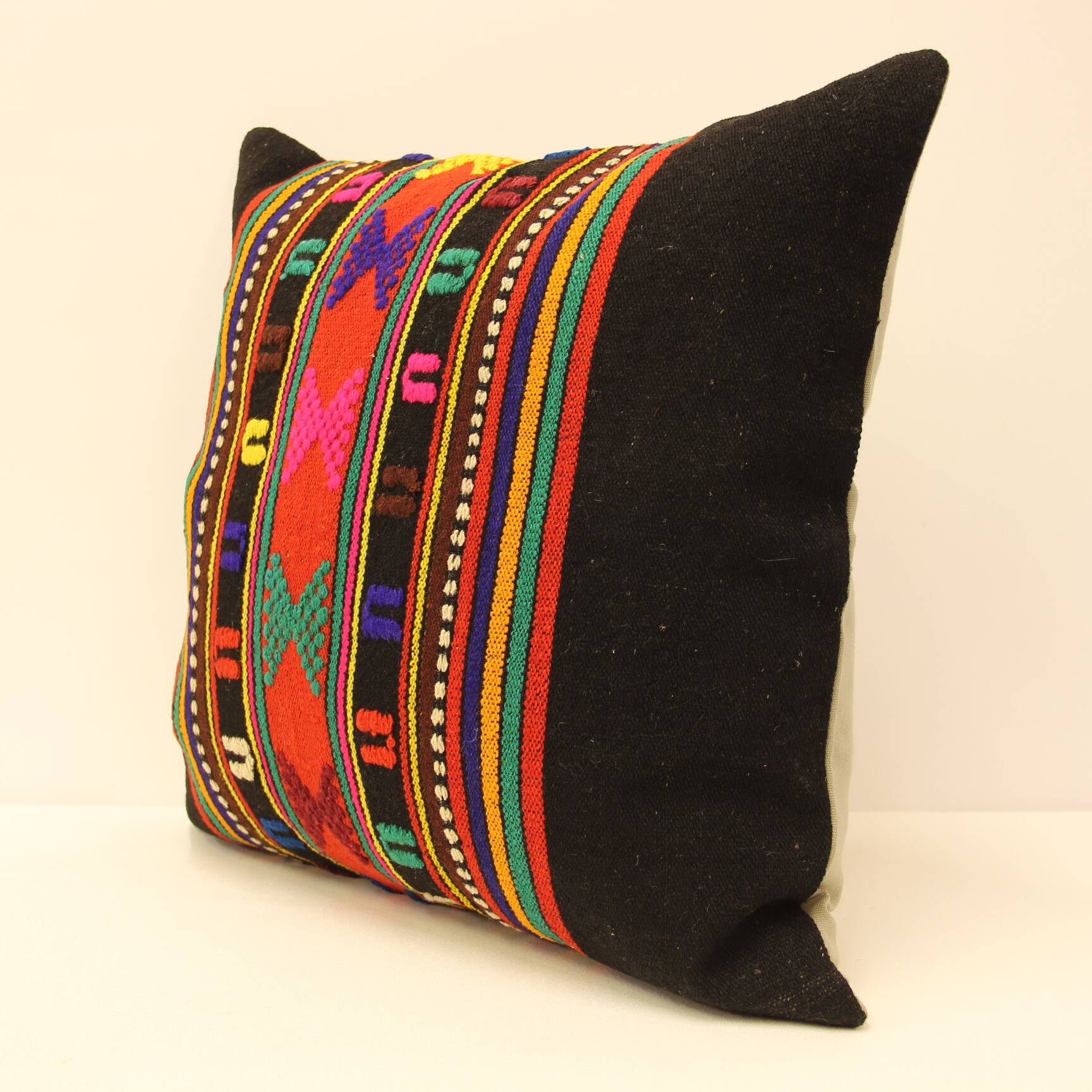 Coussin kilim turc
