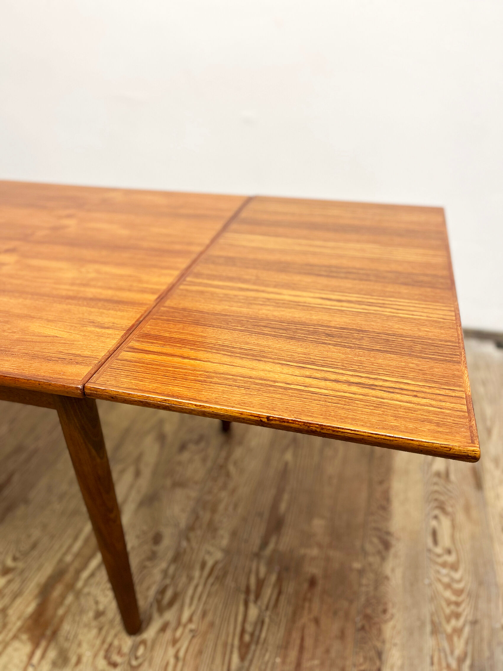 Extendable Mid Century Teak Dining Table with pull out leaves, Denmark, 1950s