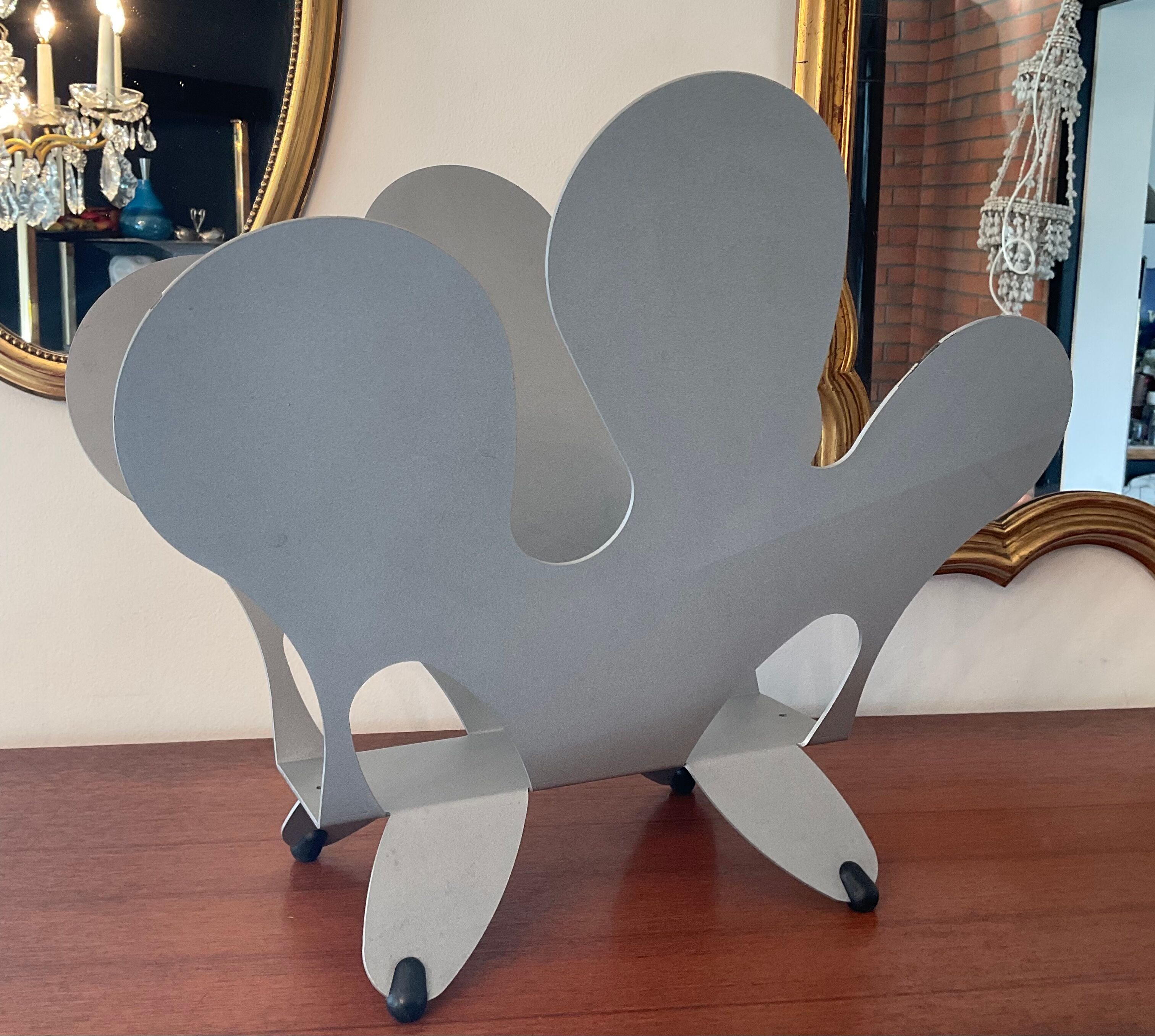 Vintage magazine holder from the 80s in metal