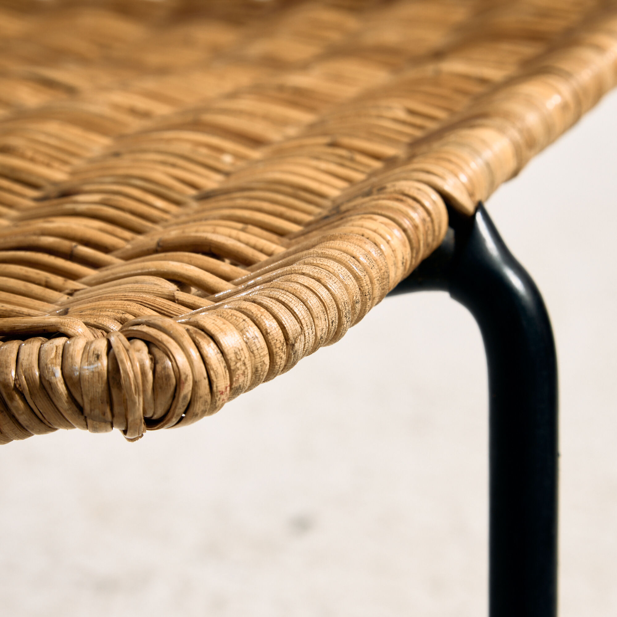 Chaise panier par Gian Franco Legler