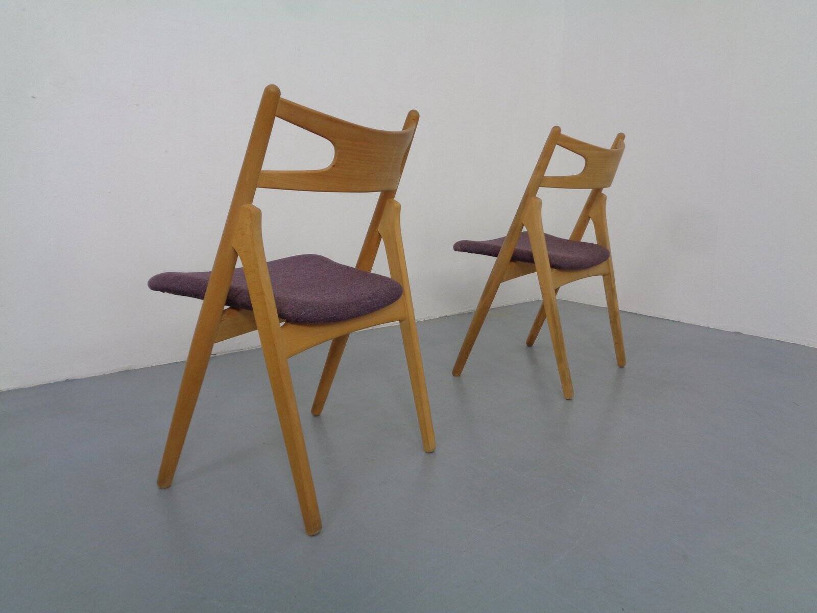 CH 29 Sawbuck Chairs in Oak and Wool by Hans J. Wegner for Carl Hansen & Son, 1950s, Set of 2