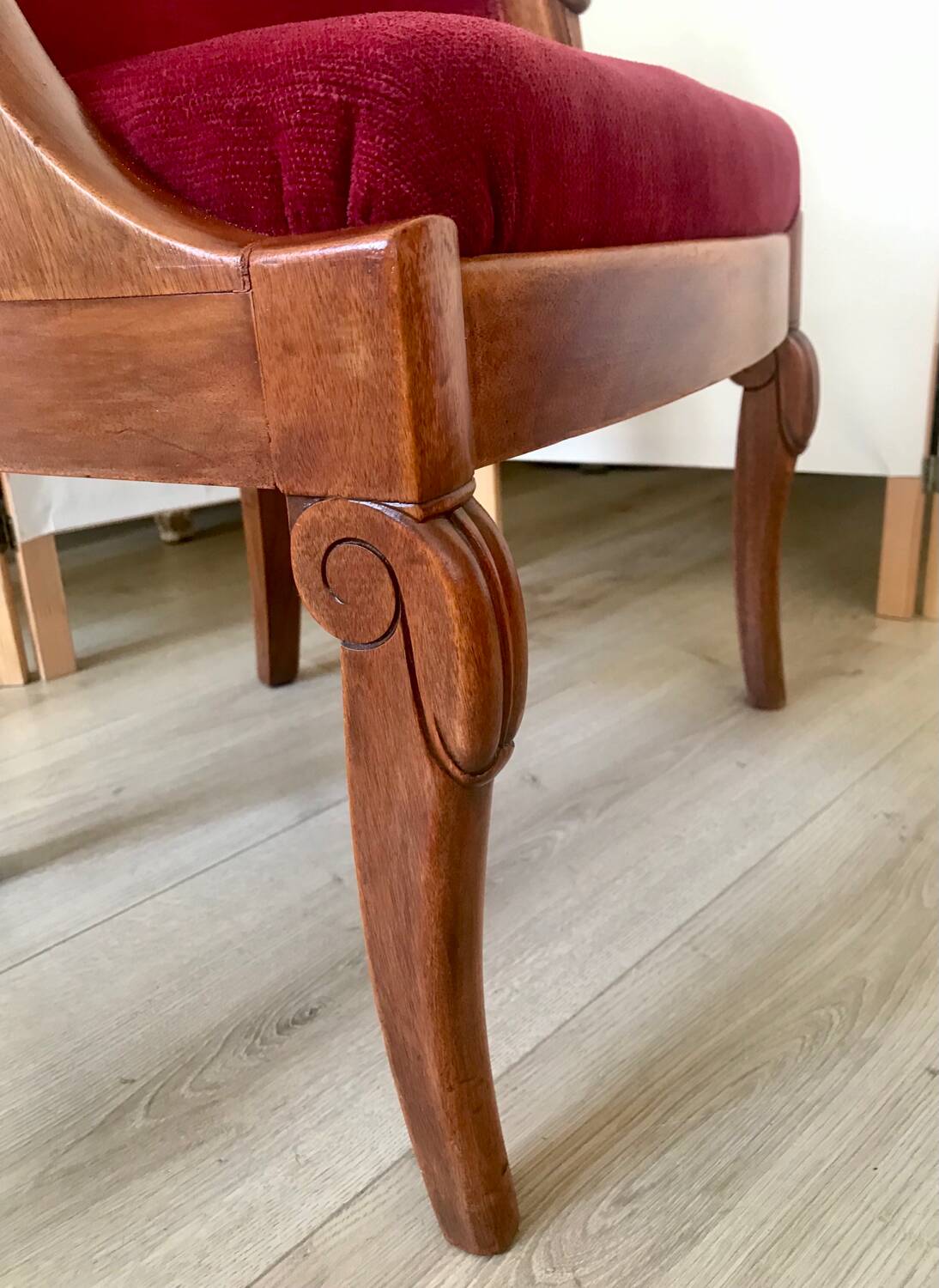 Empire-style armchair with swan necks