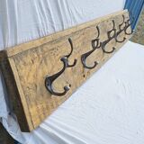 Teak coat rack with 10 double cast iron hooks