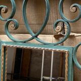 Bronze patina wall dressing room