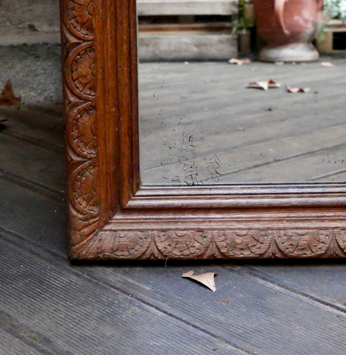Carved wooden mirror 149x95cm