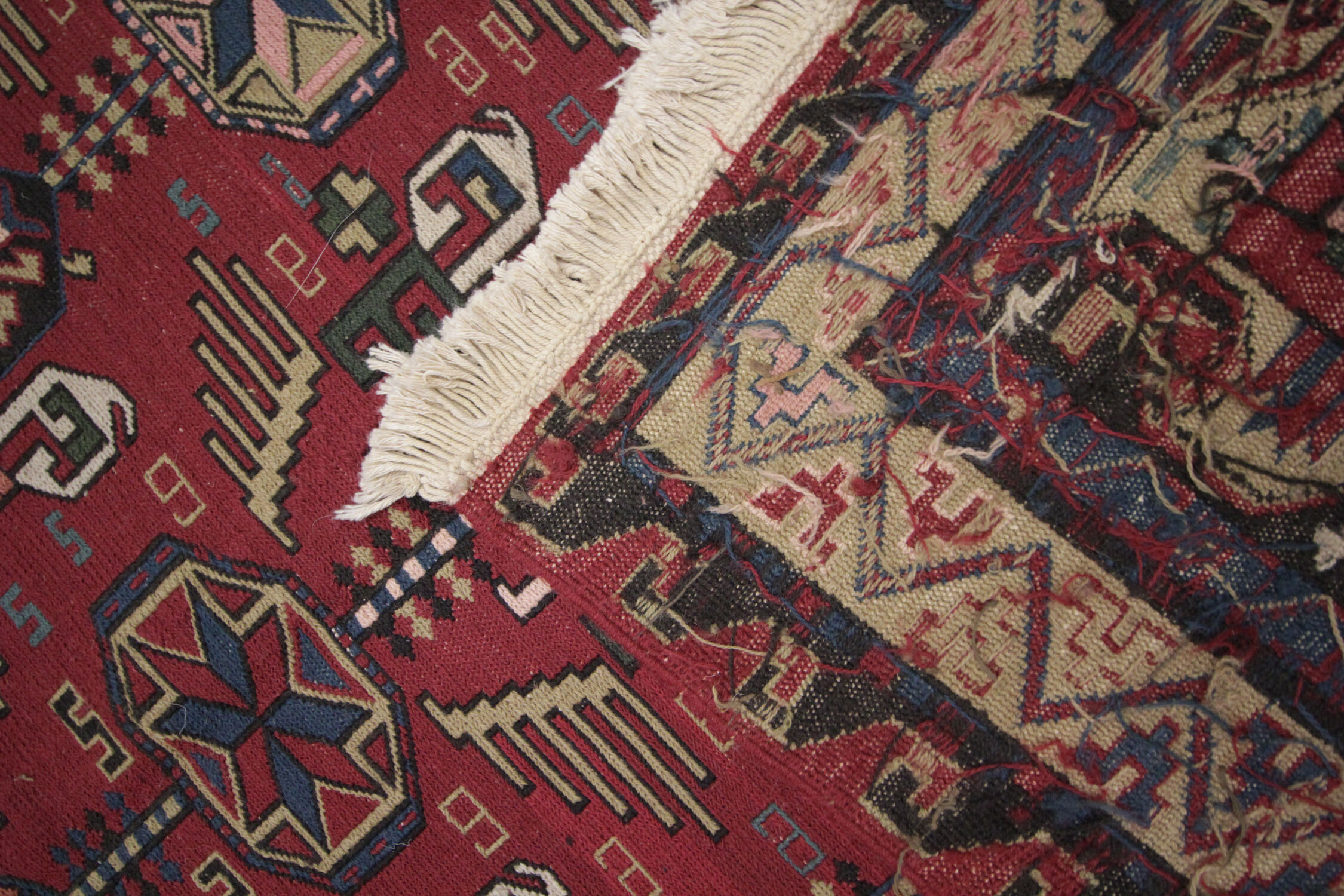 Tapis soumak en laine rouge de Turquie 121x190cm