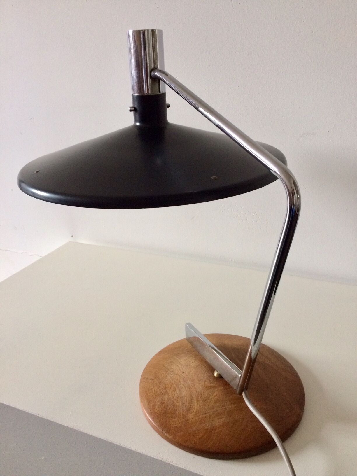 1960's desk lamp with turning base by George Frydman