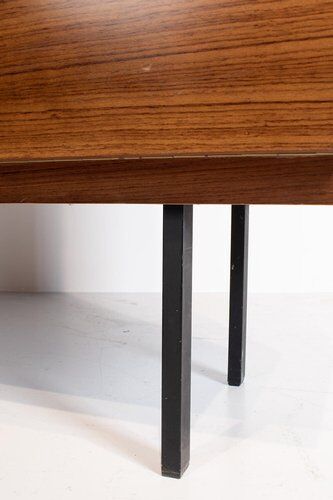 Chest of Drawers in Teak