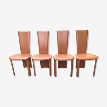 Set de 4 chaises italiennes  en cuir vintage