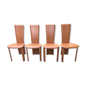 Set de 4 chaises italiennes  en cuir vintage