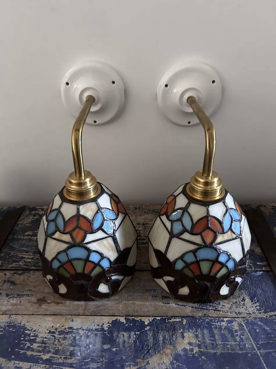 Paire d’appliques murales vitrail