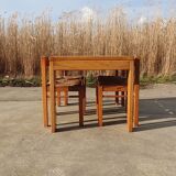 Set vintage pine dining table with 4 rush seat chairs Dutch design
