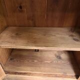 Wooden mesh linen cupboard