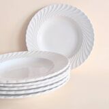 White ceramic twisted dinnerware set