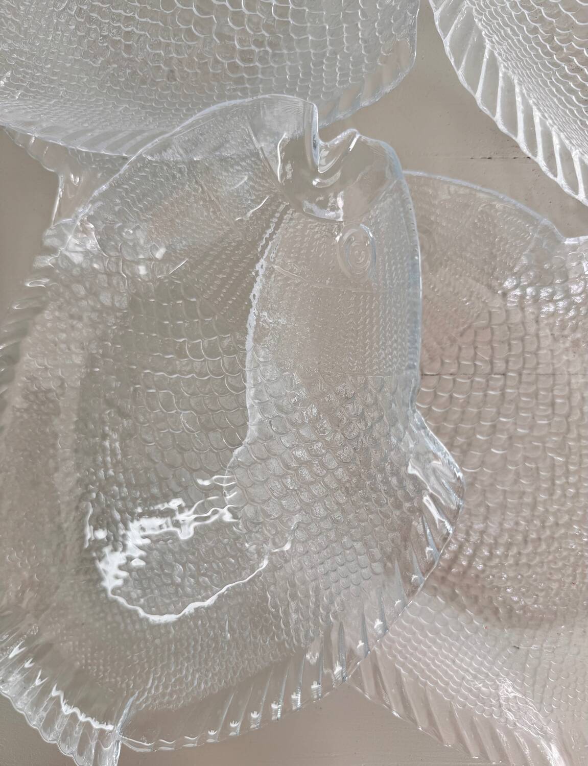 6 vintage Pasabahce clear glass fish plates