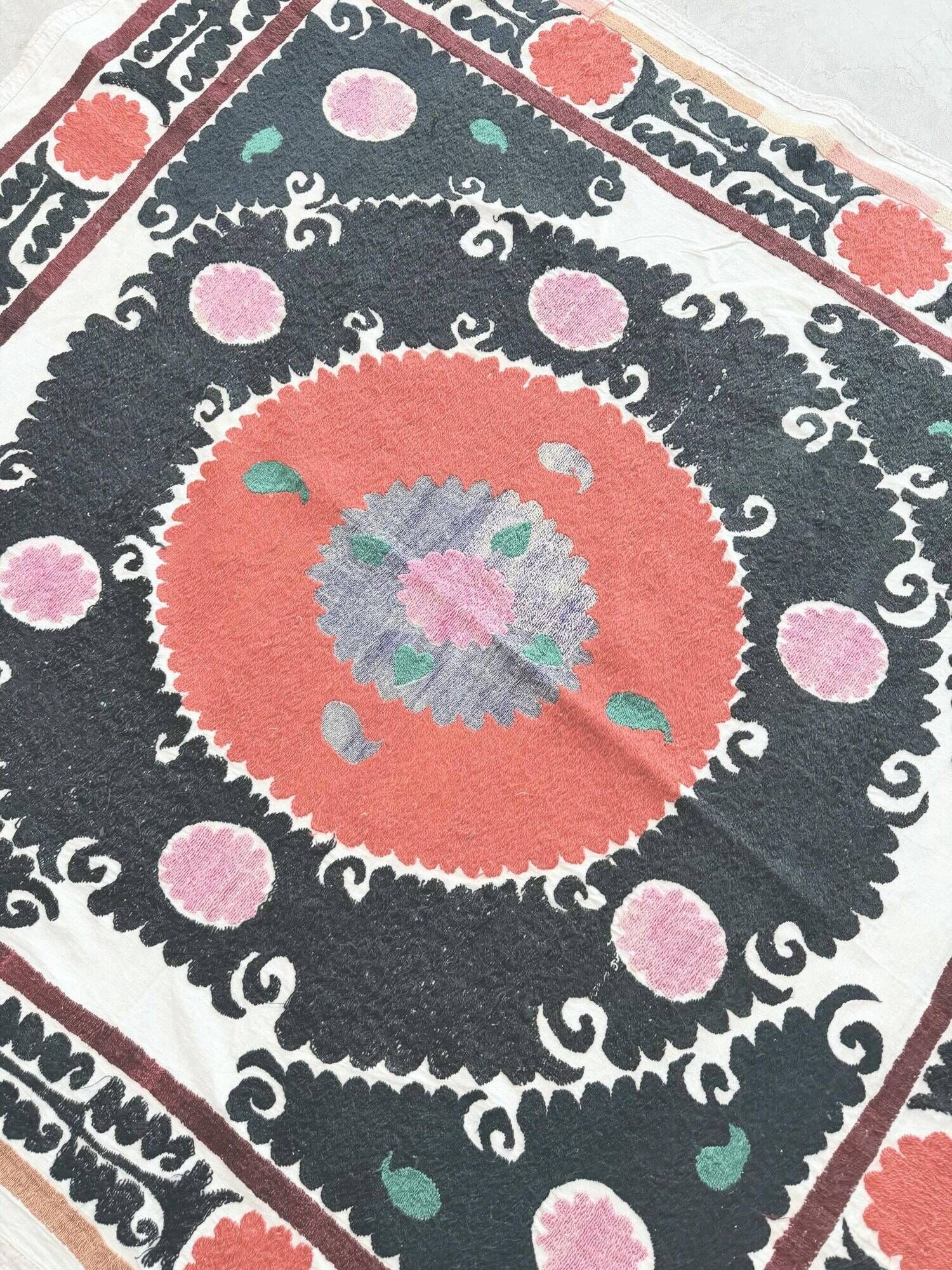 Vintage hand-embroidered tablecloth 127x135 cm