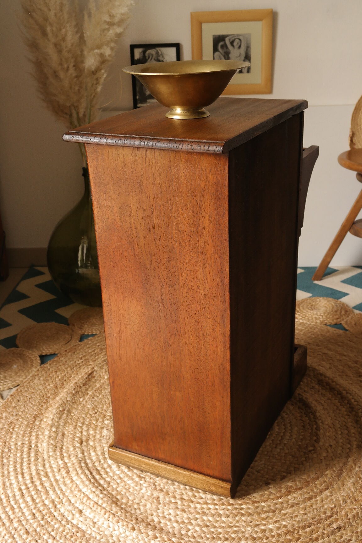 Wooden extra craft furniture