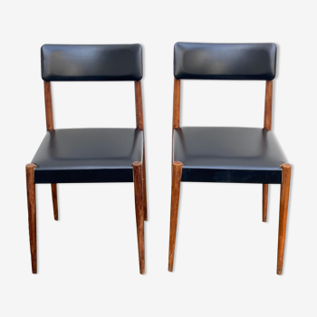 Deux chaises scandinaves