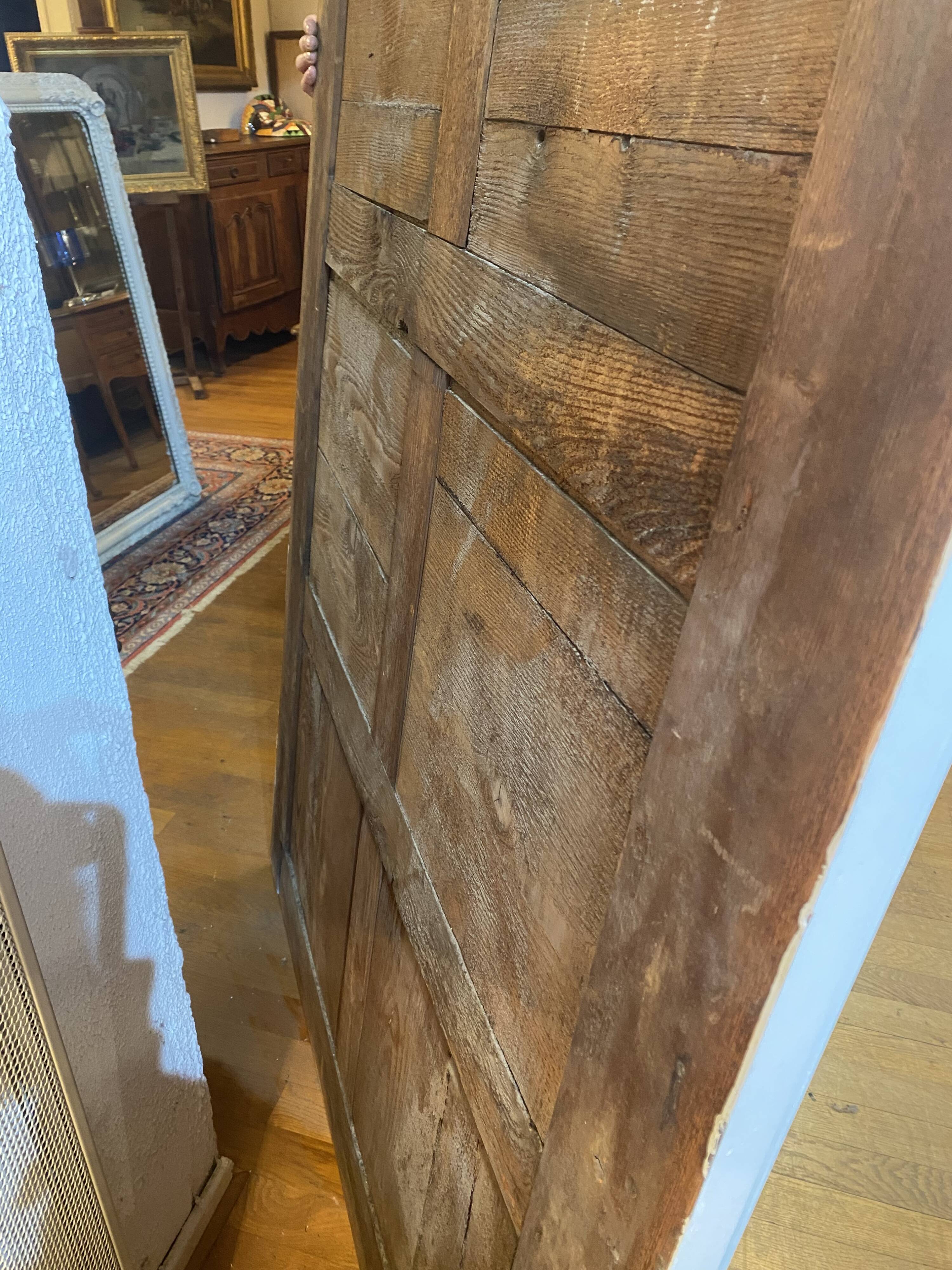 Louis Philippe mirror patinated in white by a lacquer artisan