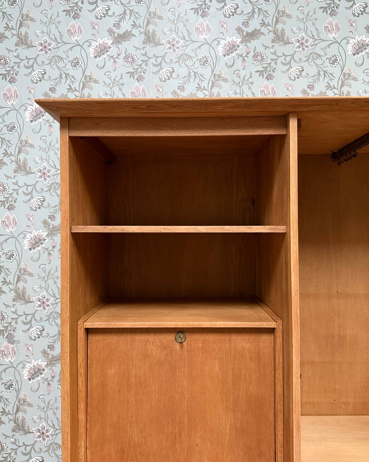 Vintage secretary cabinet (refurbished)