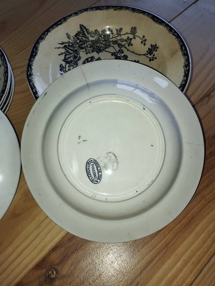 Deep Plates "Terre de Fer – The Chicks" (6 pieces)