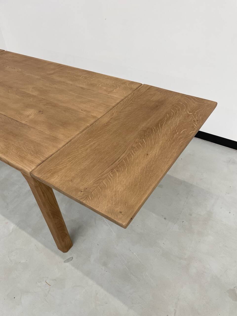 Oak farmhouse table 120cm + 200cm extensions