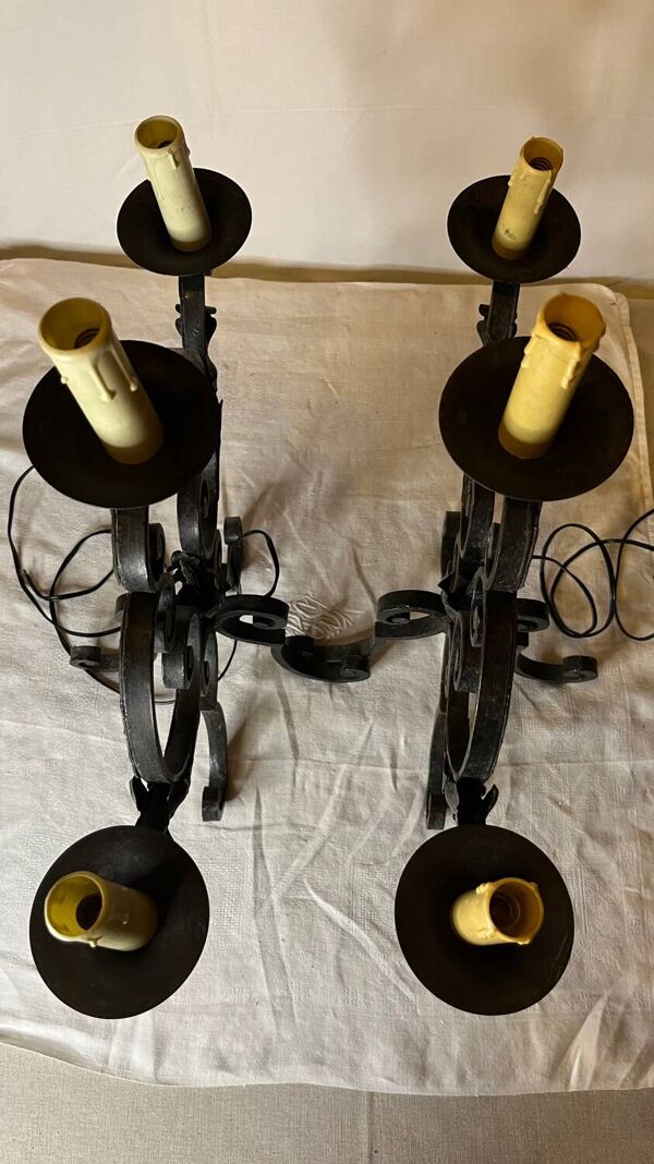 Paire de chandeliers  3 feux fer forgé sur pied vintage