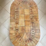 Oval coffee table