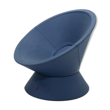 Blaster Chair by James Irvine for NgispeN