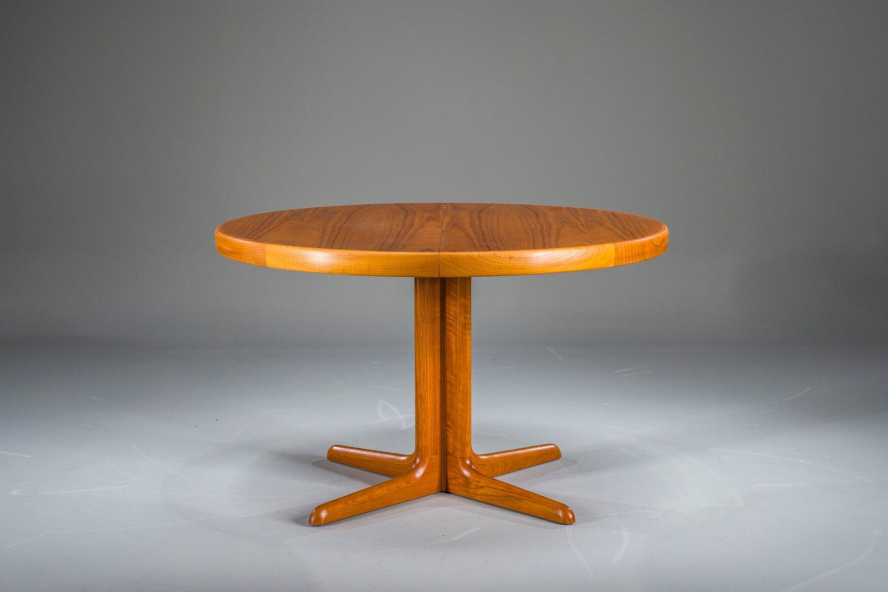 Vintage round teak dining table, 1960s