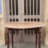 Table ronde style louis Philippe