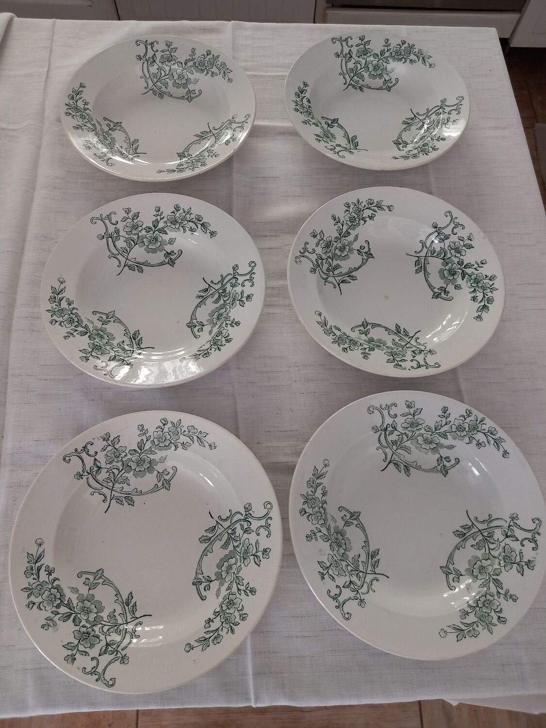 6 hollow plates.model capri manufacture Pexonne