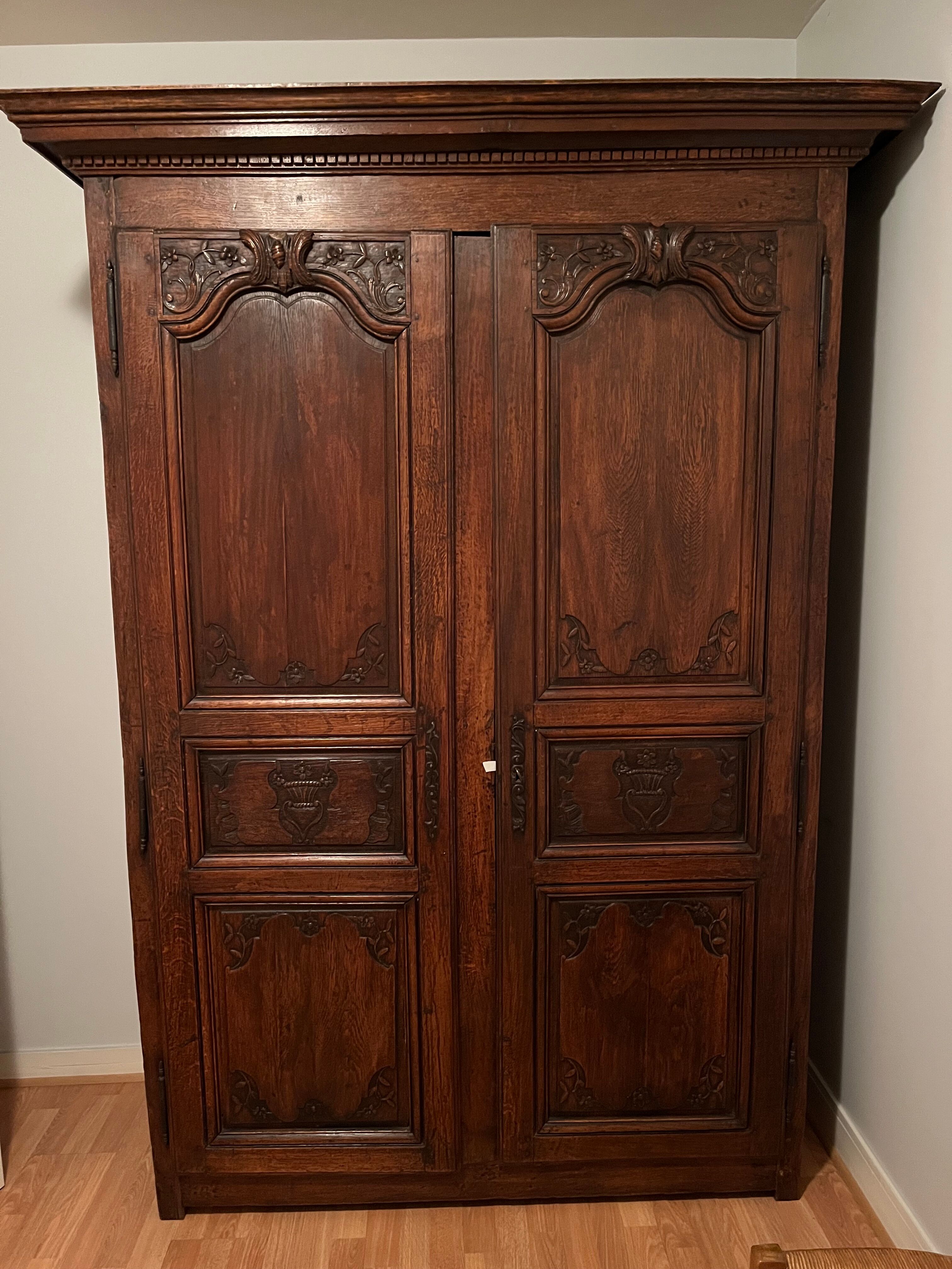 Armoire normande