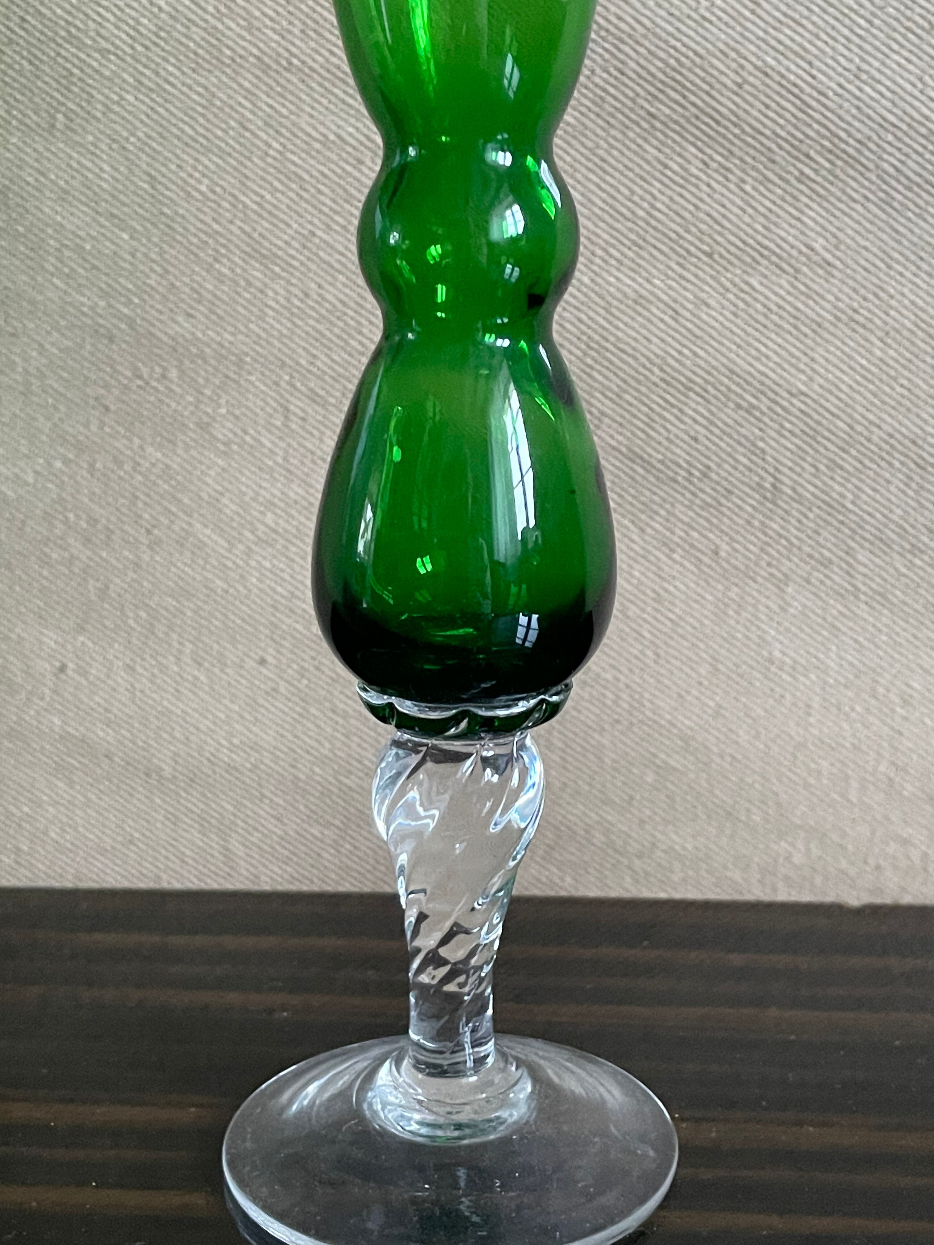 Green soliflore vase in vintage glass