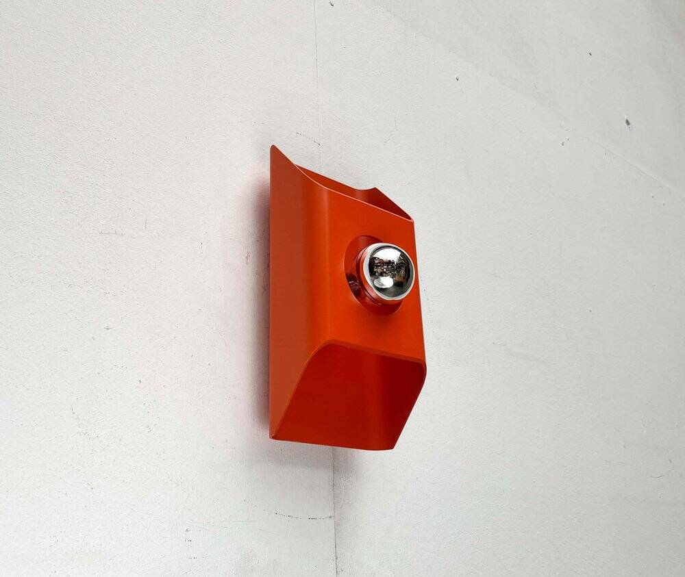 German wall lamp in mid-century space style by Klaus Hempel for Kaiser Leuchten, 1960s.