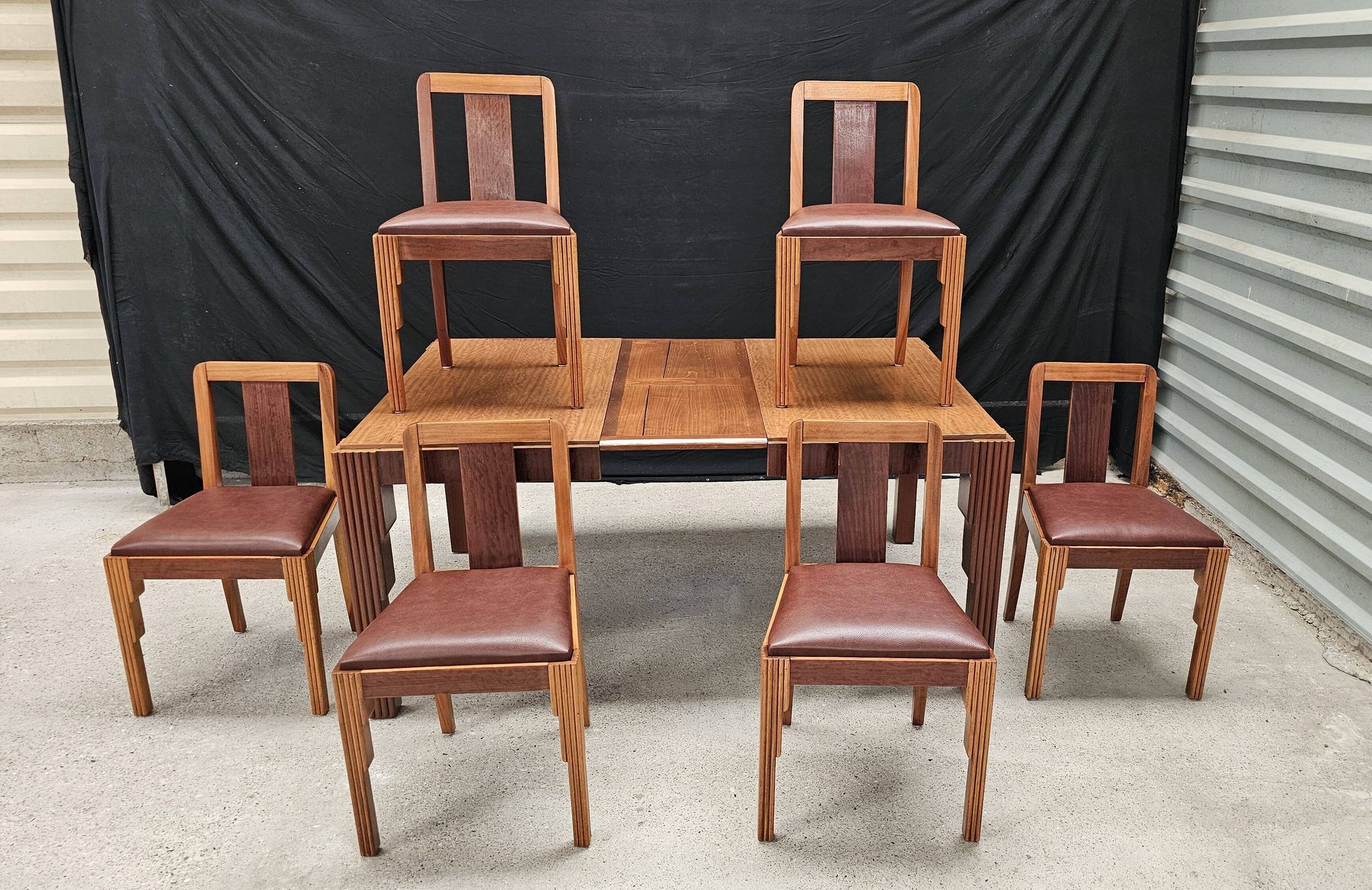 Lot table et ses 6 chaises Art déco de Saddier & fils