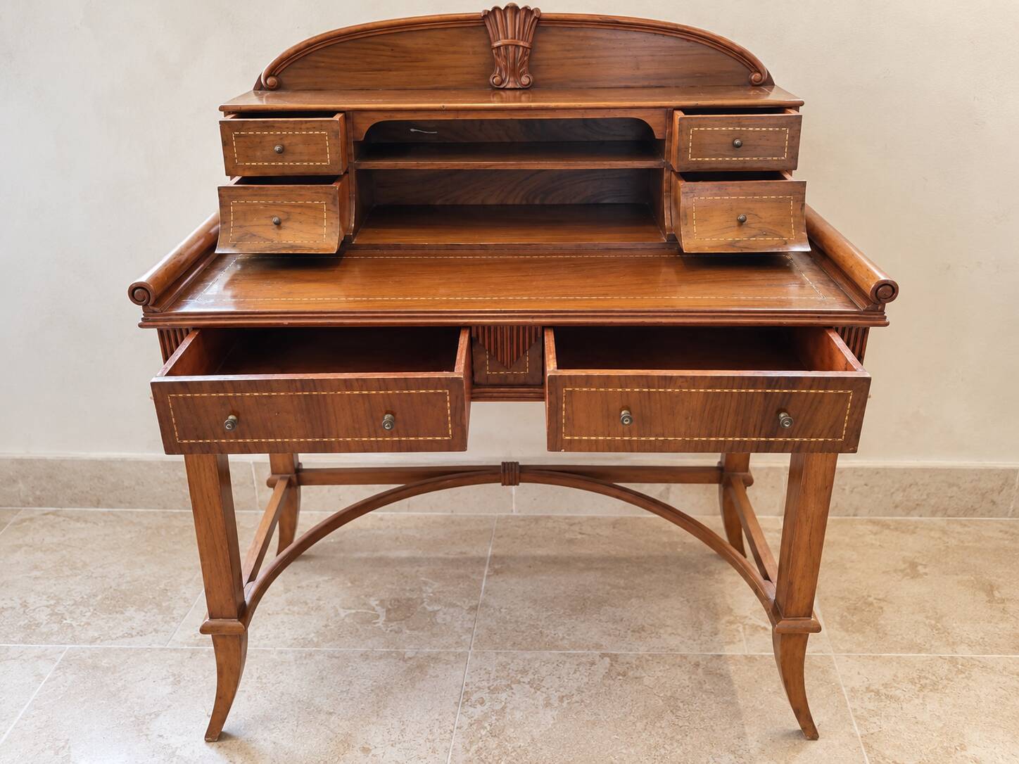 Antique wooden desk with steps and drawers – 103 cm