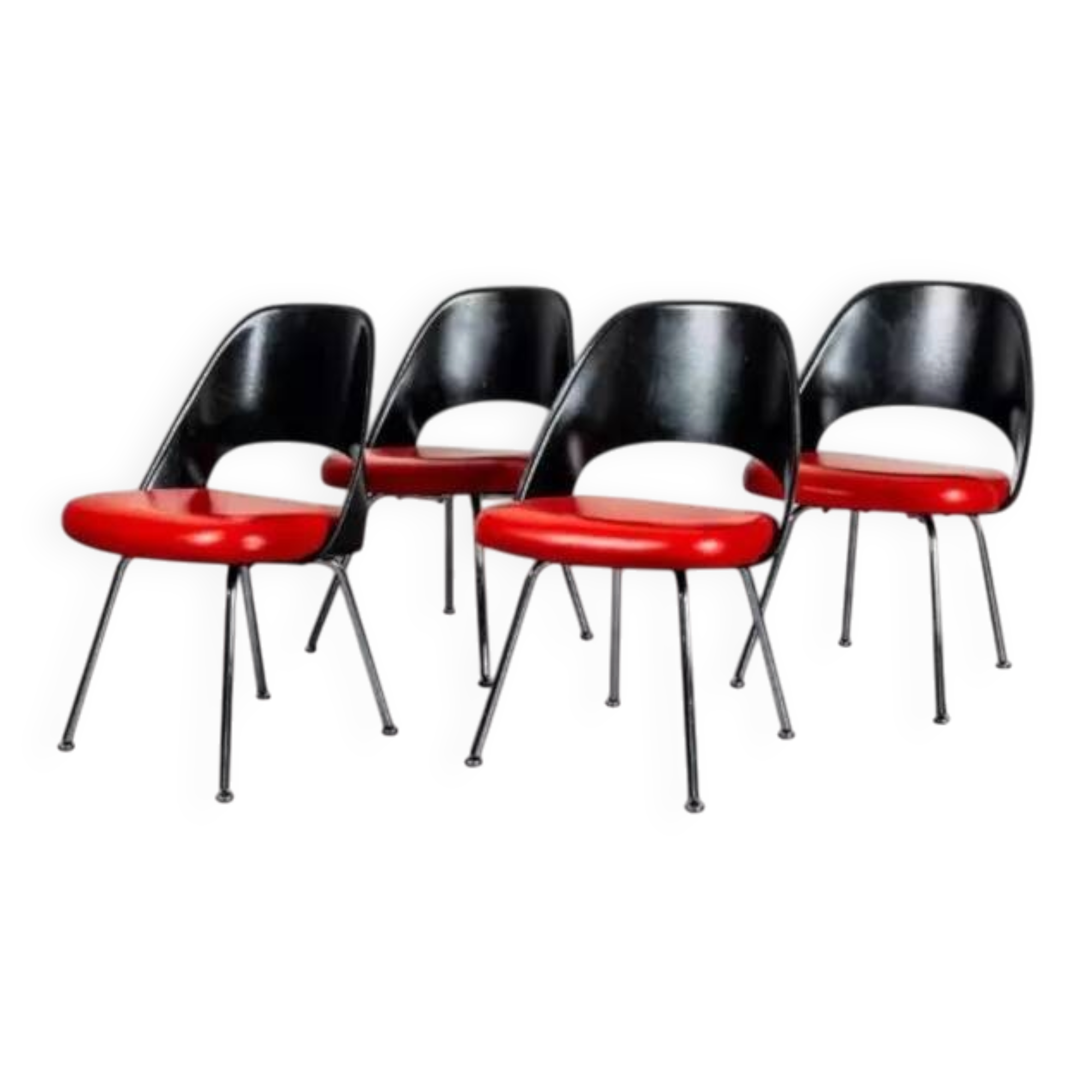 Set of 4 Conference chairs by Eero Saarinen for Knoll.