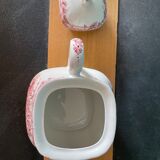 Set of cups, small plates and trim'