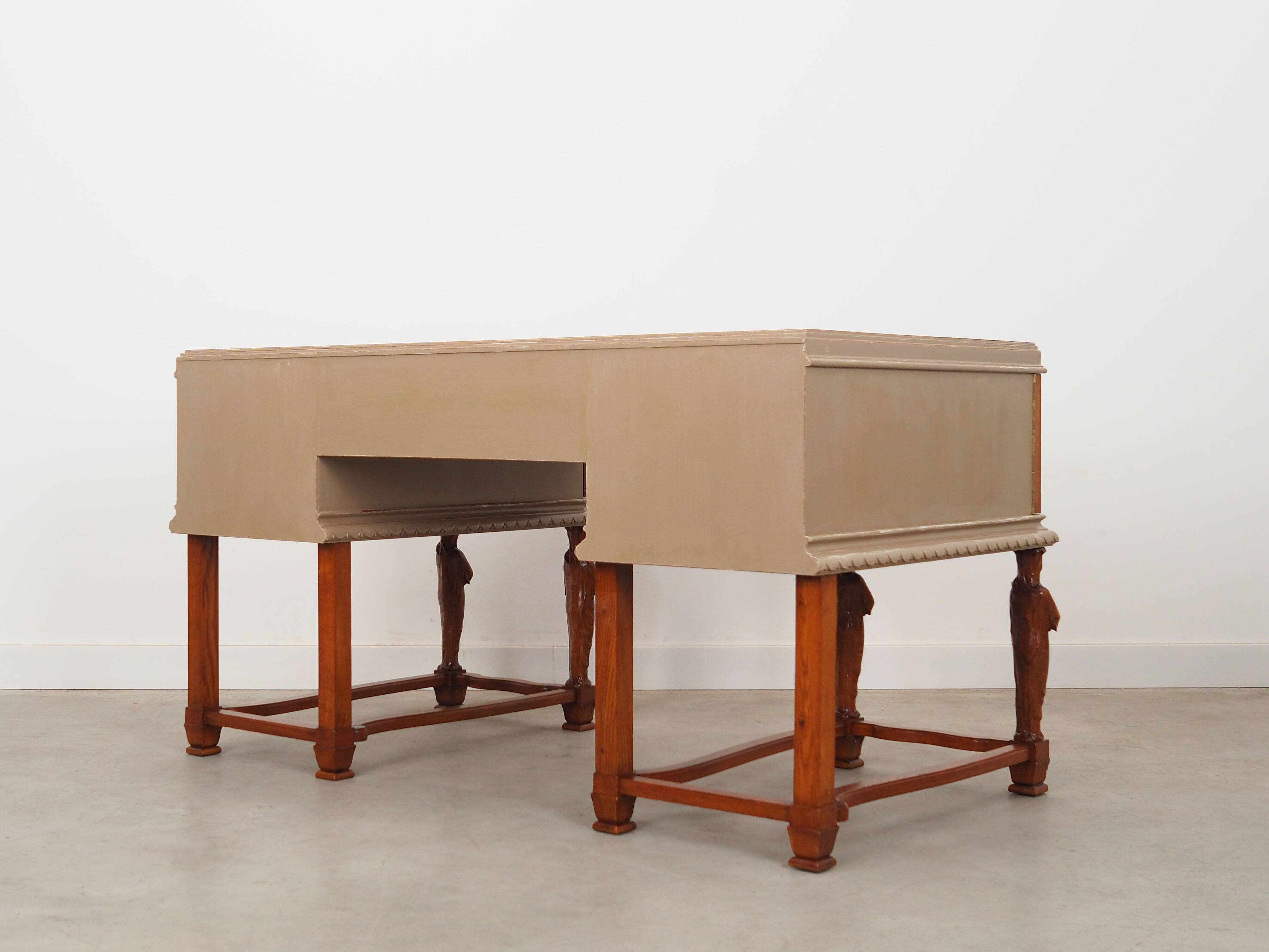 Bureau en chêne, design danois, années 1950, production : Danemark