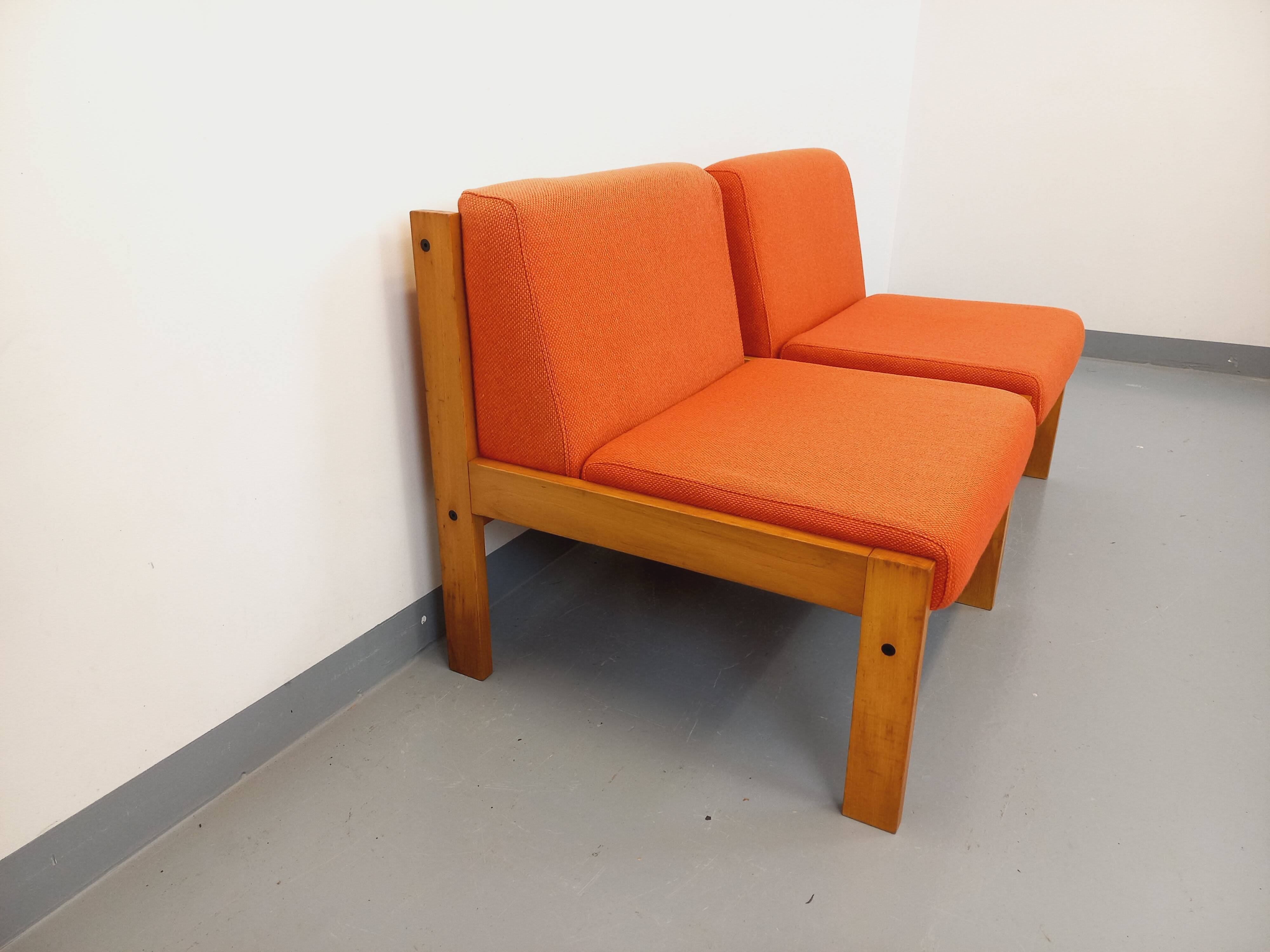 Set of 2 vintage Baumann armchairs in orange fabric and wood from the 80s