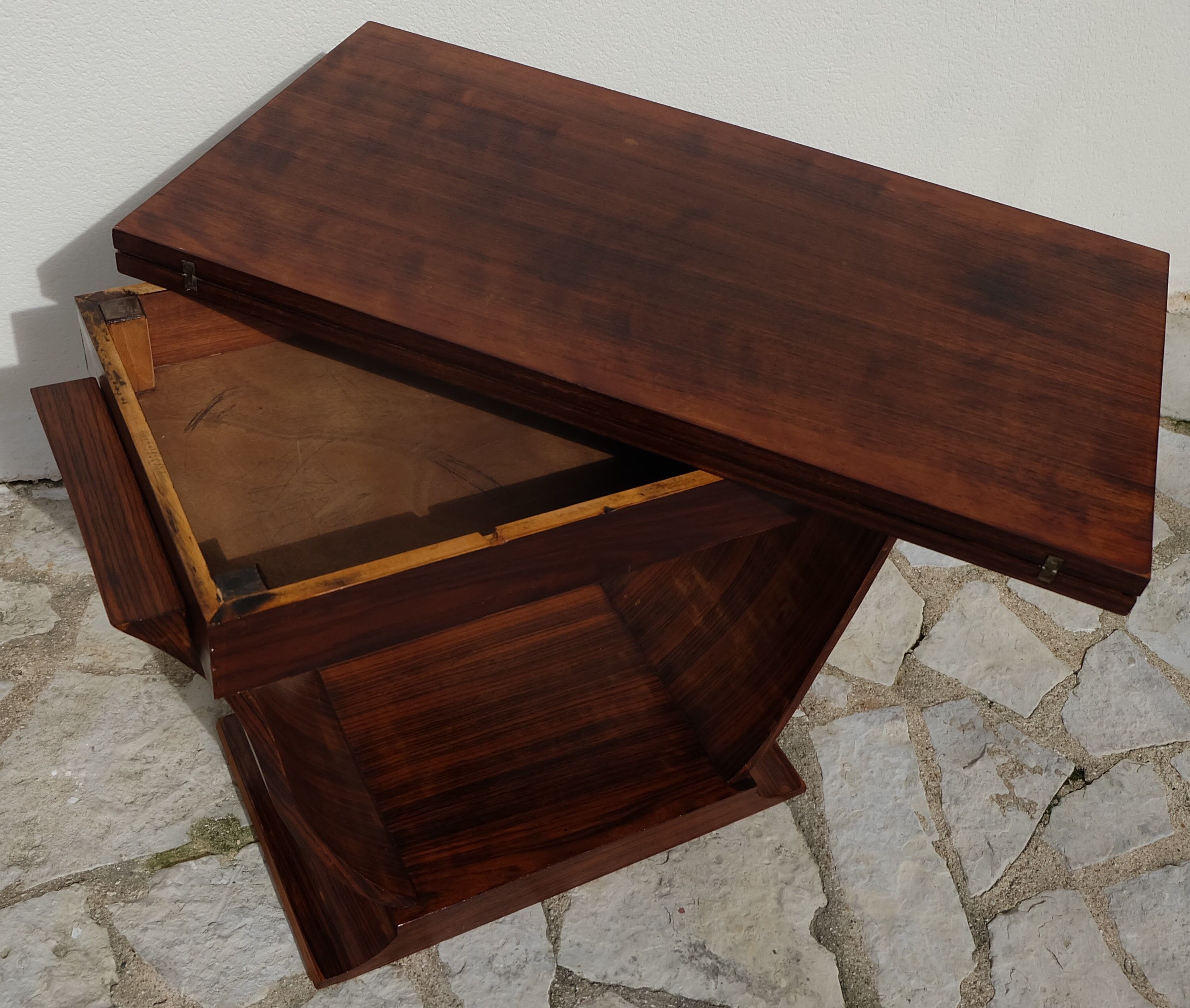 RIO ROSEWOOD TABLE