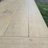 Farm table