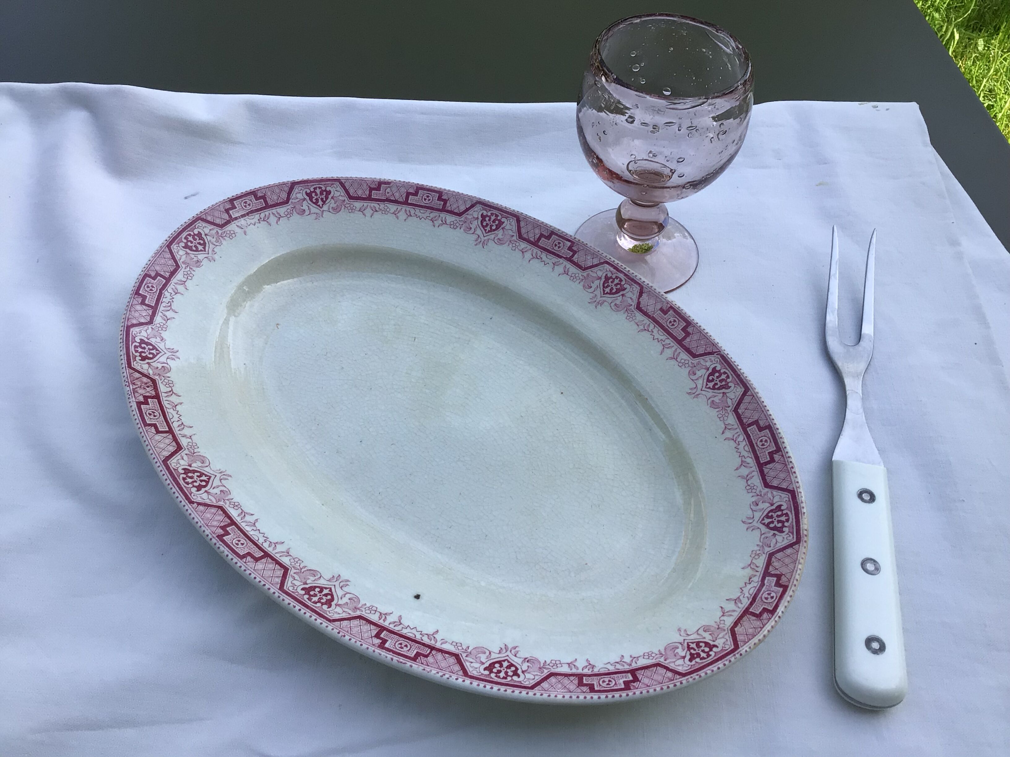 Dish pink iron earth st amand model morocco