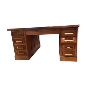 Bureau double