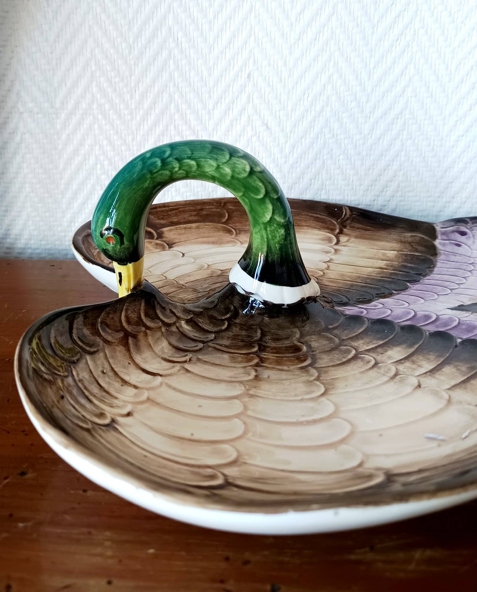 Vintage ceramic duck plate