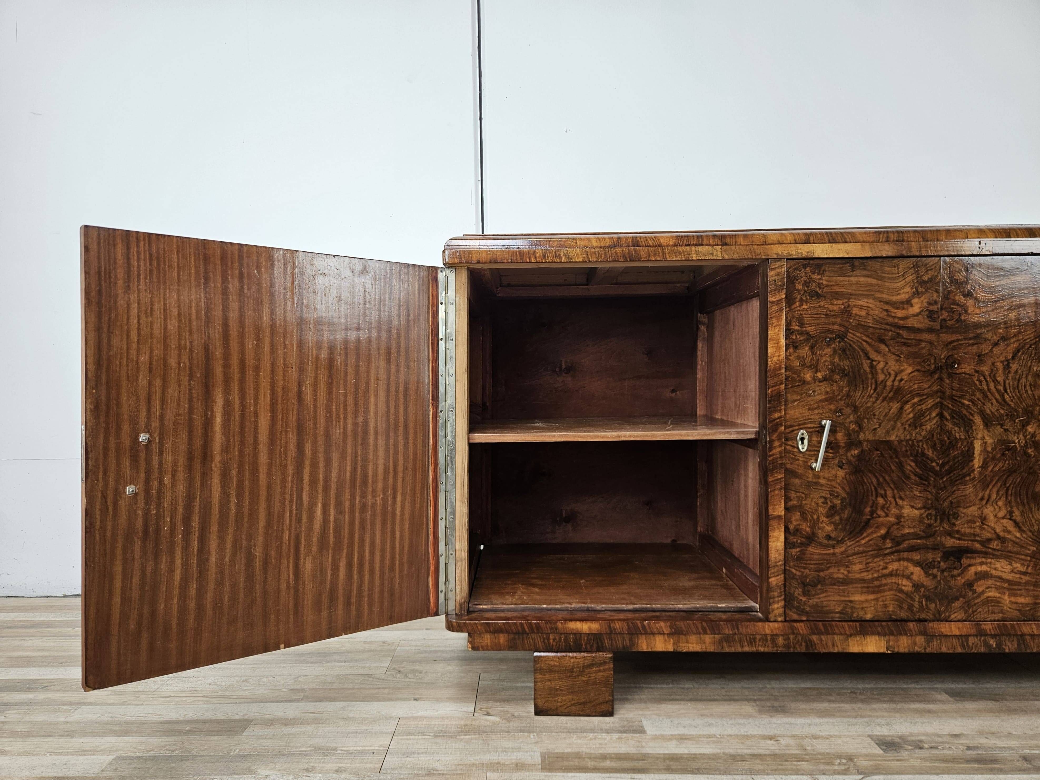 1940s Art Deco walnut sideboard with three doors