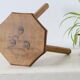 Tabouret tripode de ferme rustique vintage