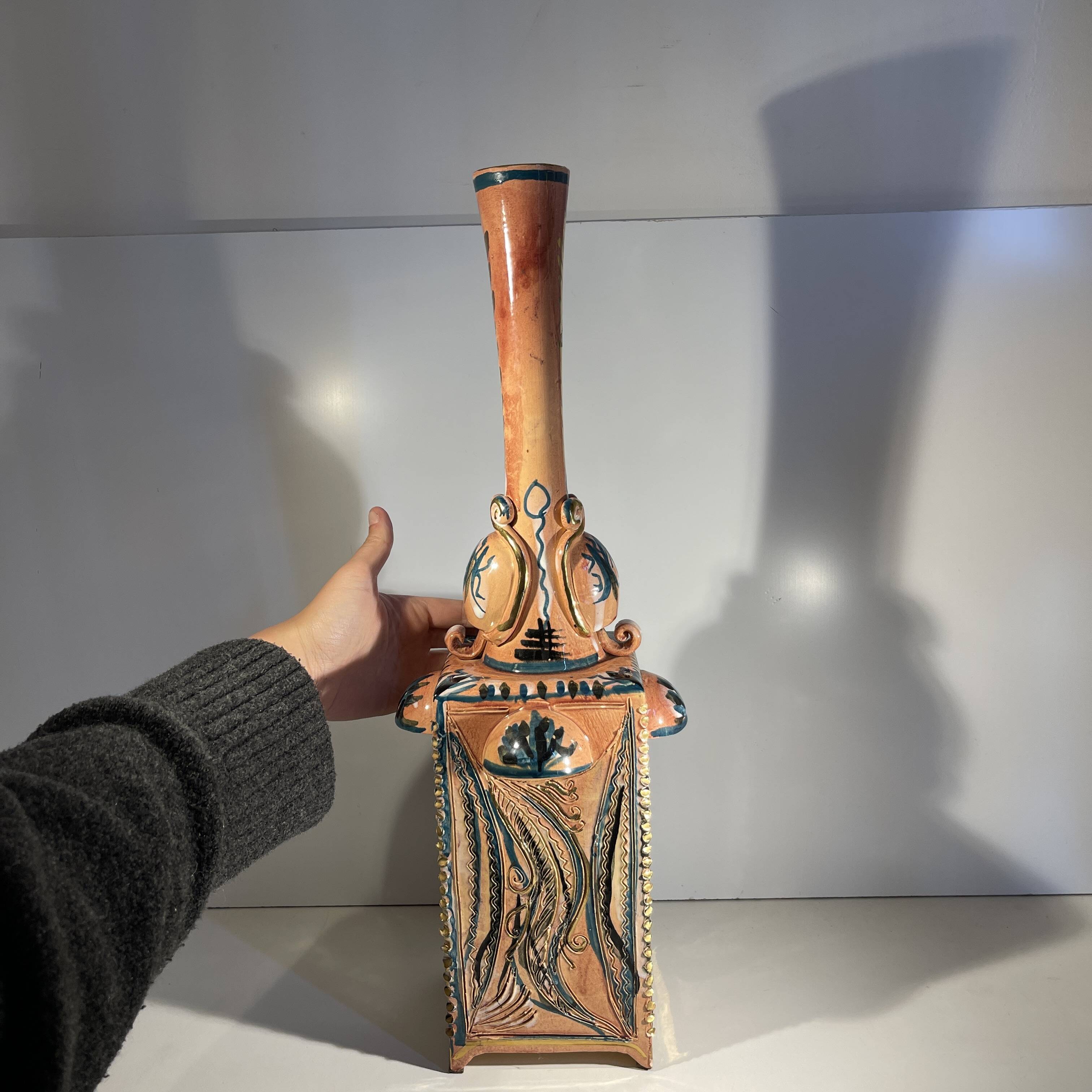 Master of Nimy, 4-handled vase (49cm) with plant decoration