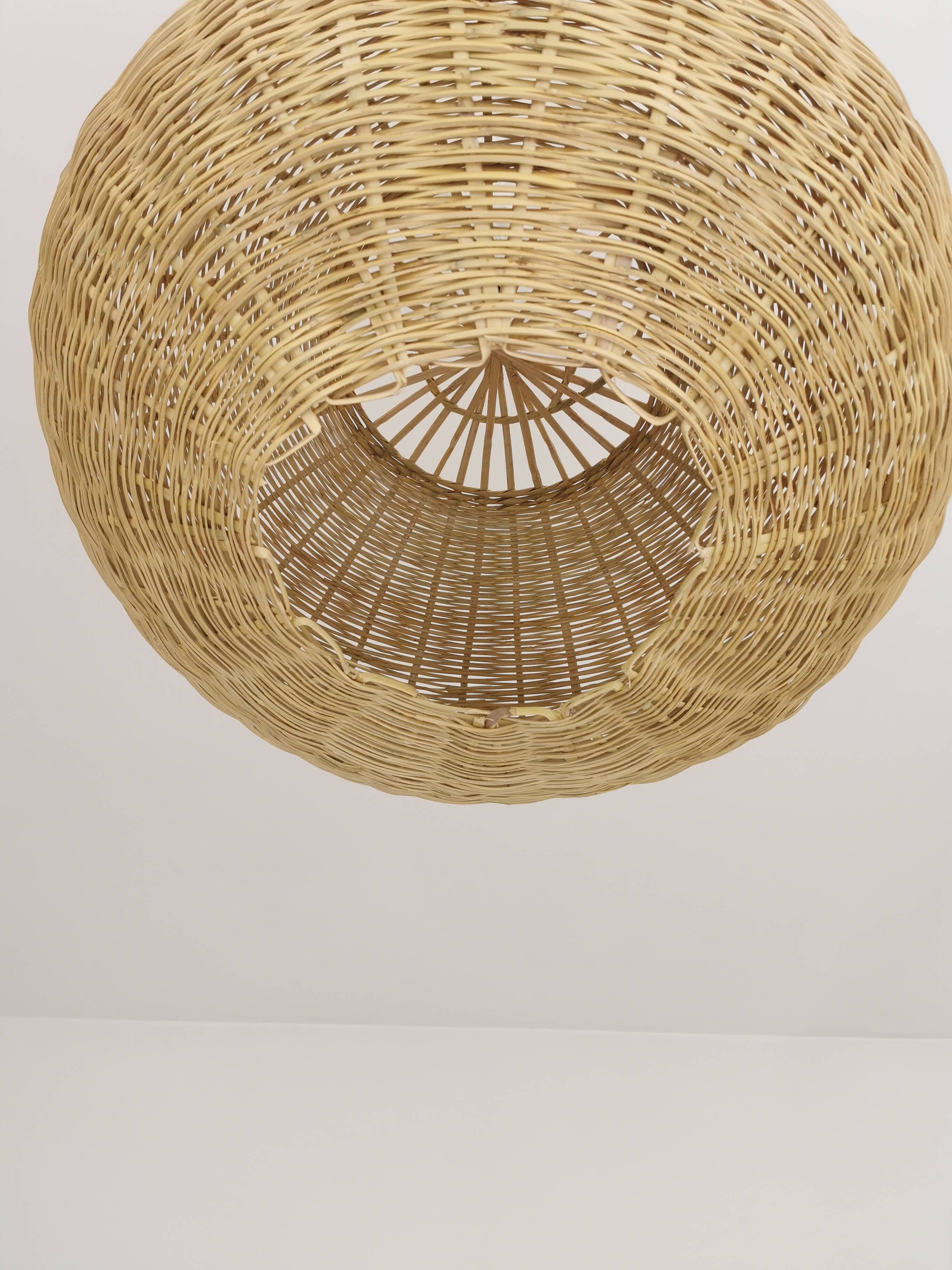 Suspension Gabrielle en Rotin Tressé – 60×30 cm – Fabrication Artisanale Ma